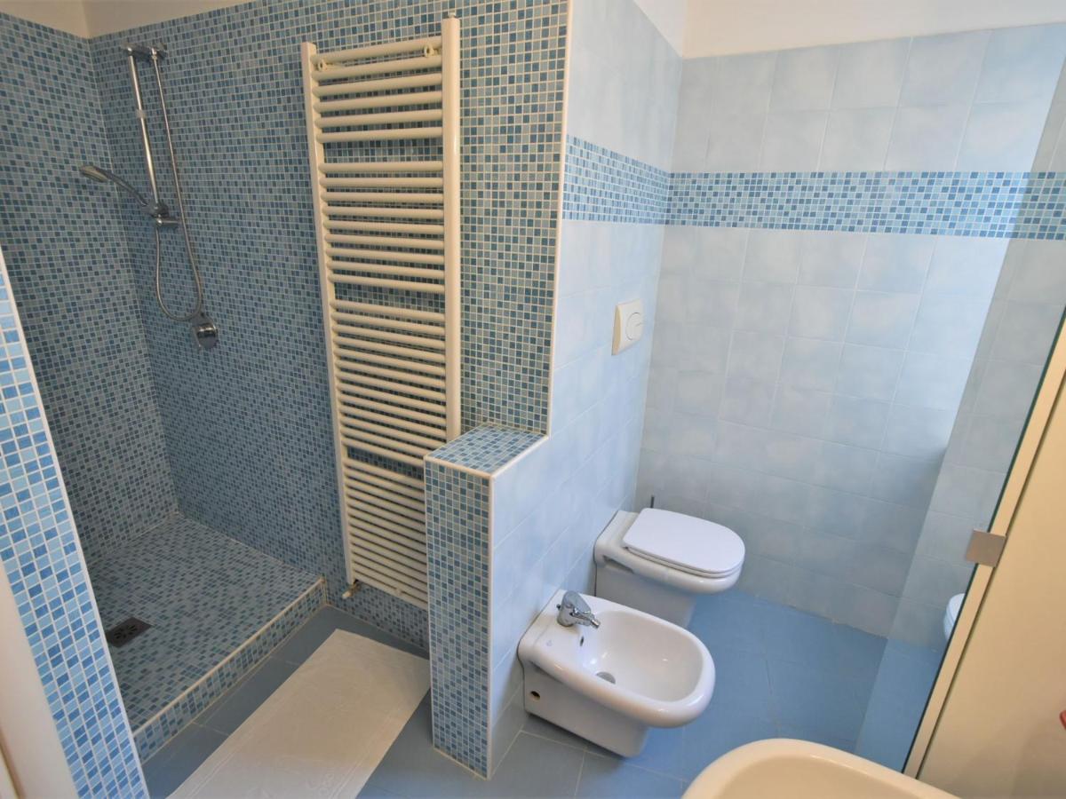 Apartment Duomo Mansarda By Interhome إيزِيو المظهر الخارجي الصورة